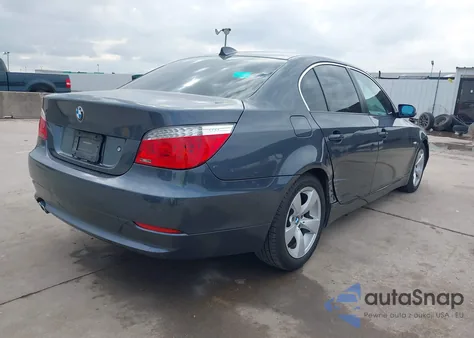 2008 BMW 528I из США, поврежденный, VIN WBANU53568C113554